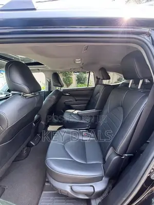 Toyota Highlander XLE 2021 Black