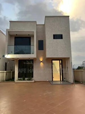 3bdrm Duplex in Accra Metropolitan for sale