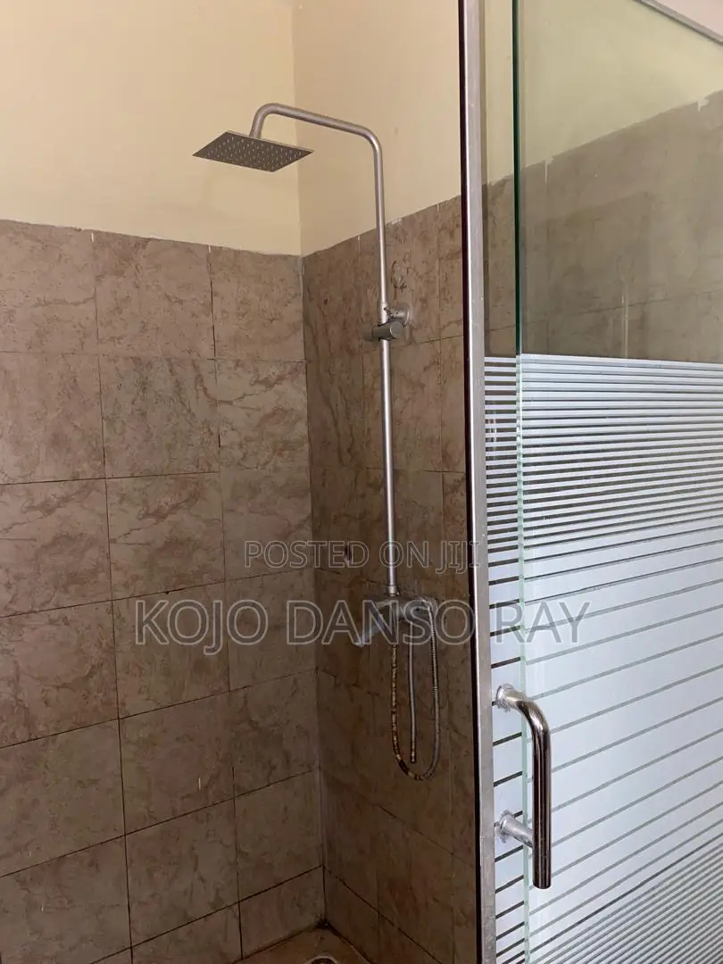 3bdrm Apartment in Pandak Agency, Agbogba for rent