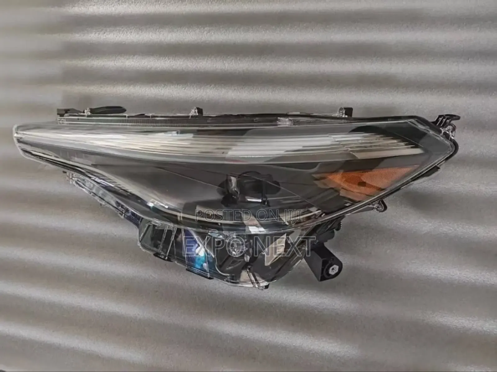 Toyota Corolla Cross 2022-2024 Headlight