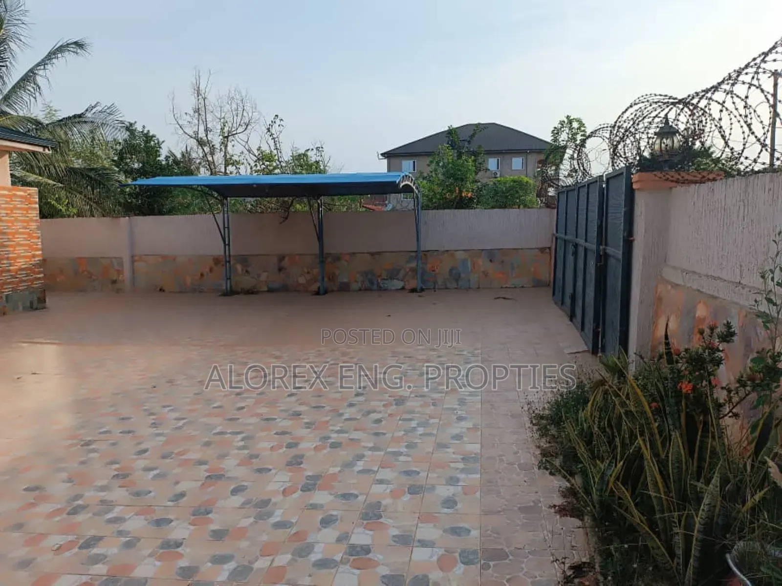 3bdrm House in Oyarifa, Owusu Ansah for rent