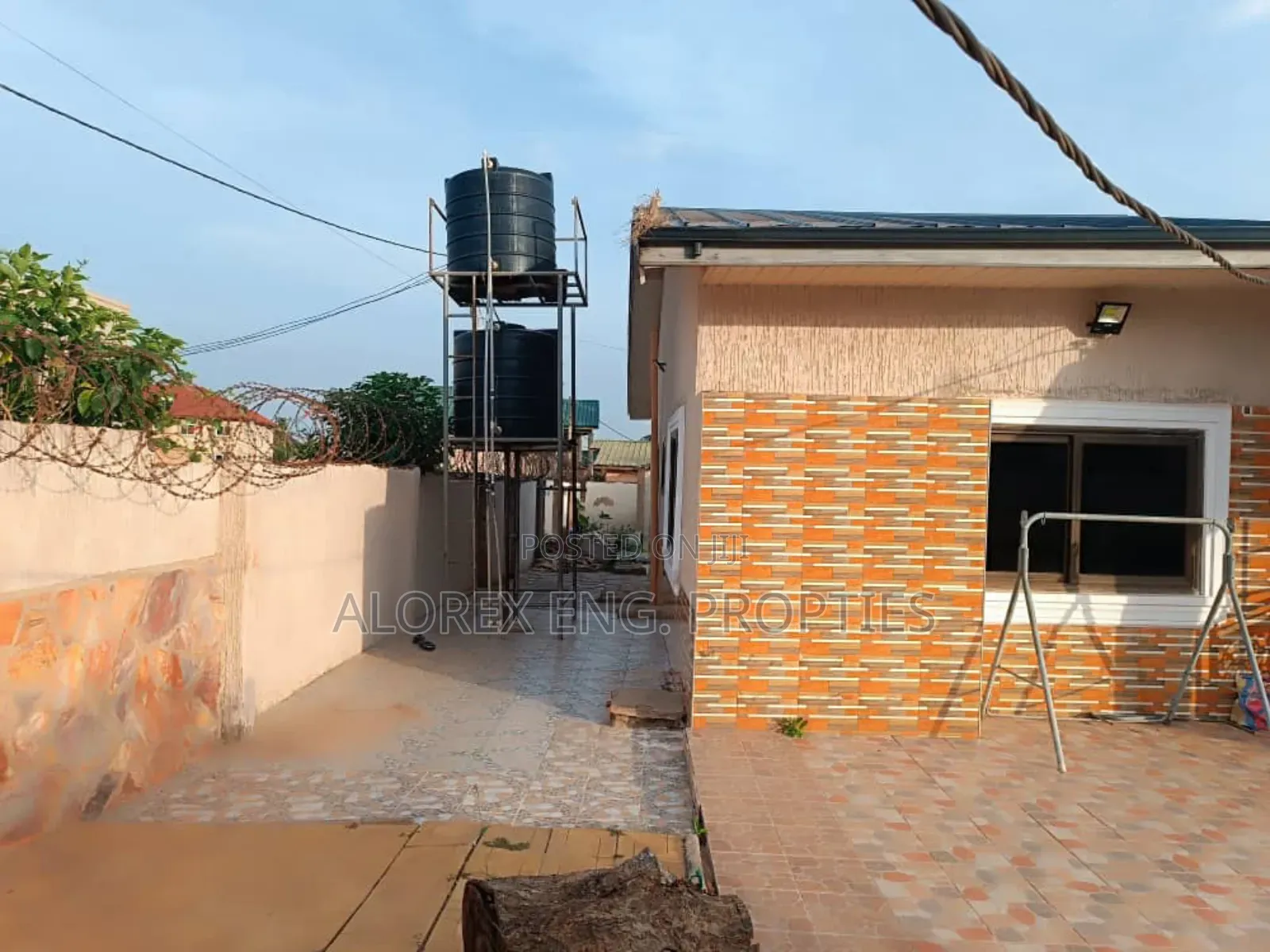 3bdrm House in Oyarifa, Owusu Ansah for rent