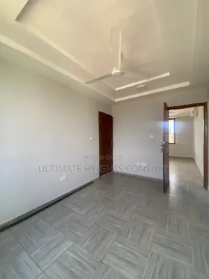 2bdrm Apartment in Lapaz Racecourse, Abrantie for rent