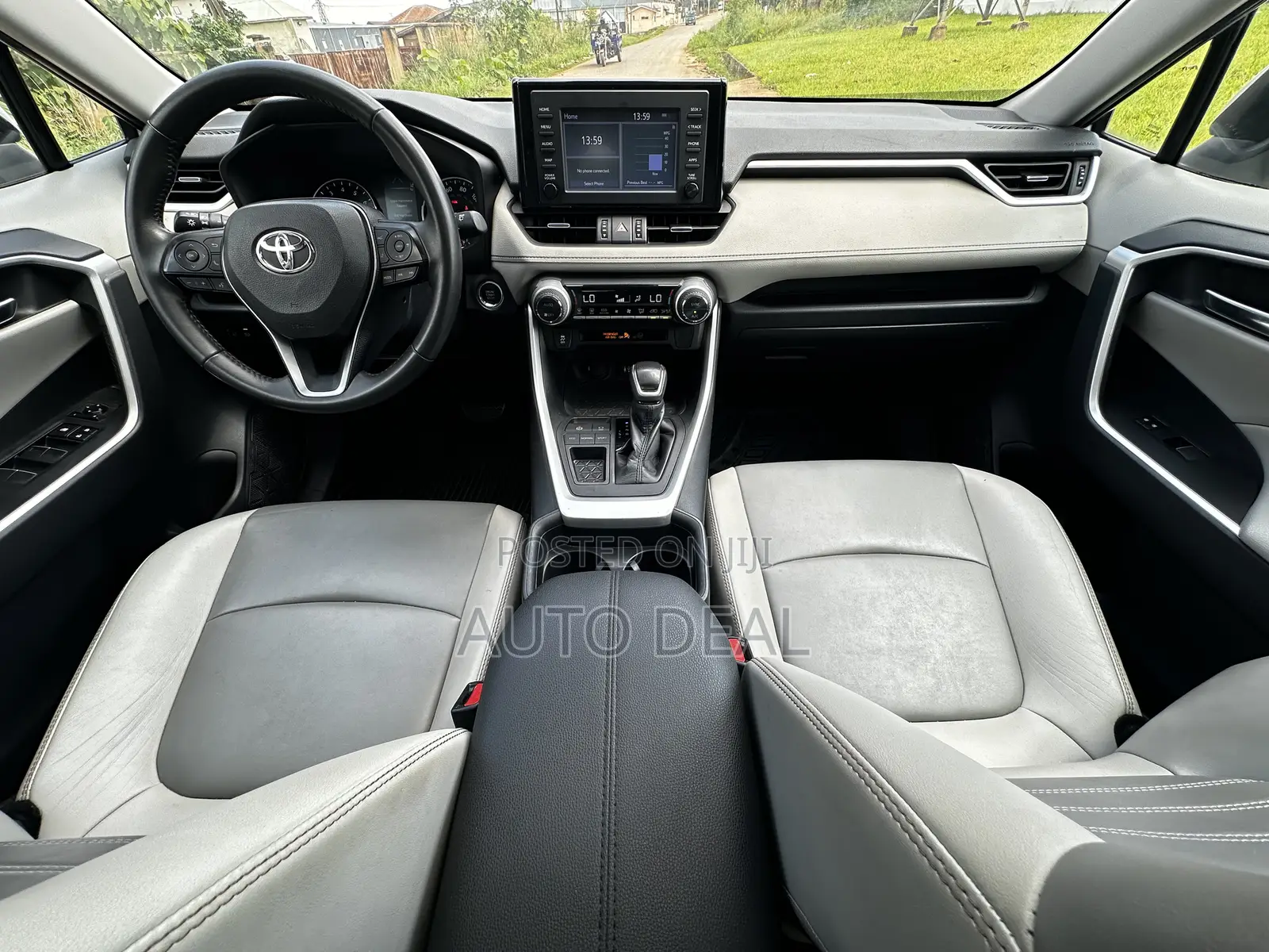 Toyota RAV4 2019 Silver