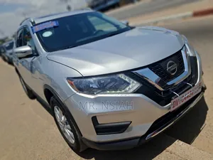 Nissan Rogue SV FWD 2017.5 2017 Silver