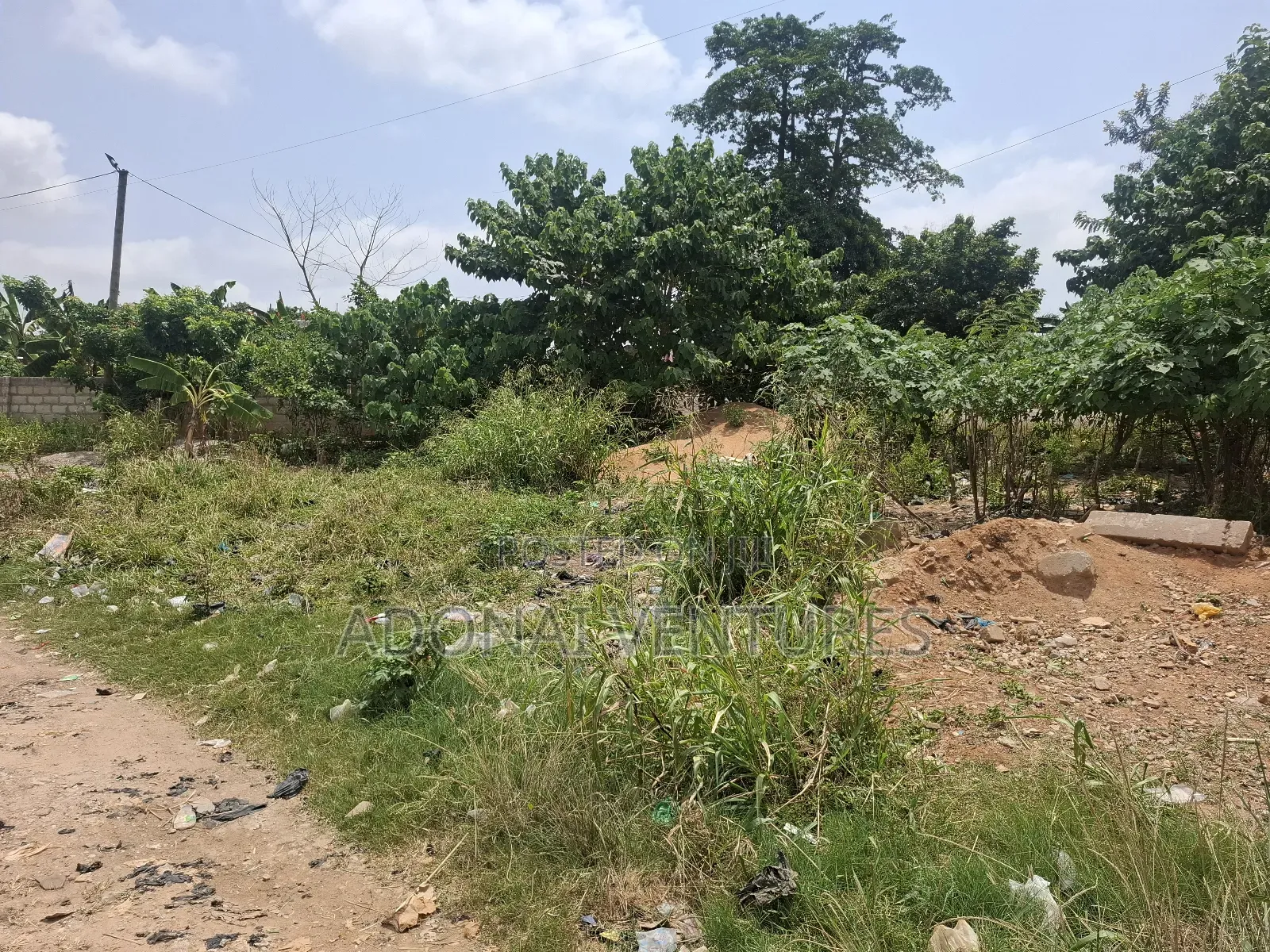 One Full Plot of Land for Sale in Atasomanso