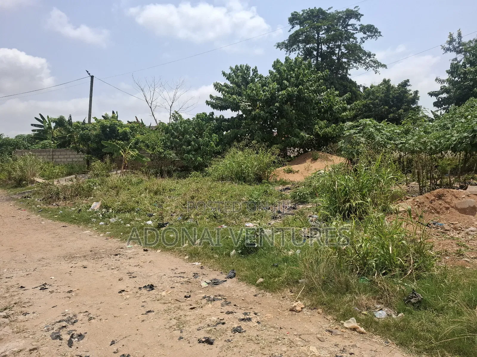 One Full Plot of Land for Sale in Atasomanso
