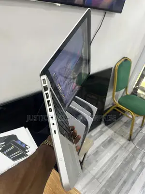 Laptop Apple MacBook Pro 4GB Intel Core 2 Duo HDD 1T