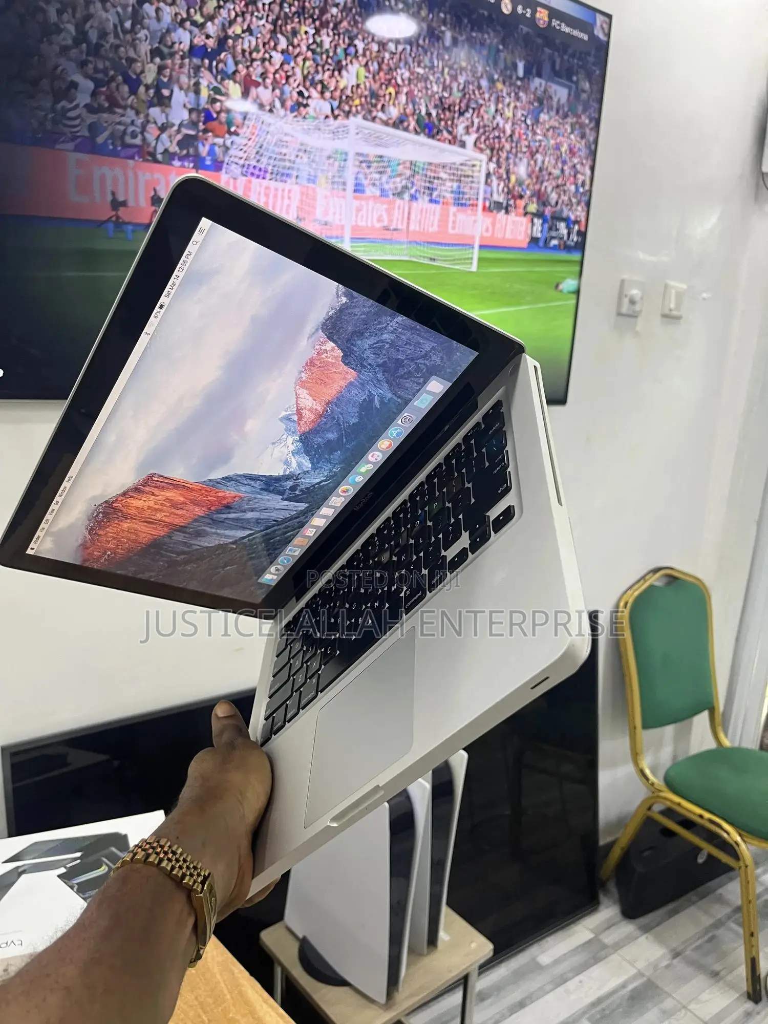 Laptop Apple MacBook Pro 4GB Intel Core 2 Duo HDD 1T