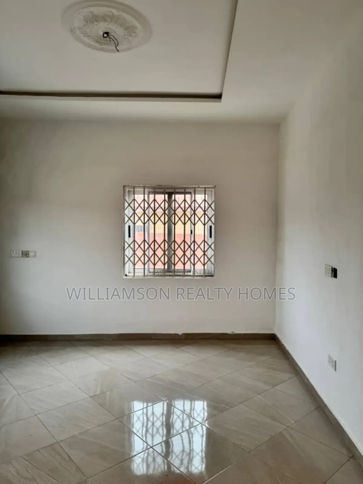 3bdrm House in Budamdrum Area, Kasoa for sale