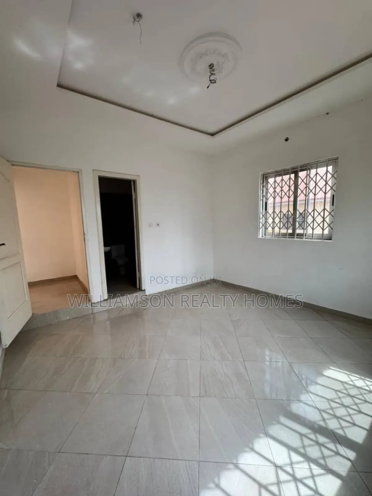 3bdrm House in Budamdrum Area, Kasoa for sale