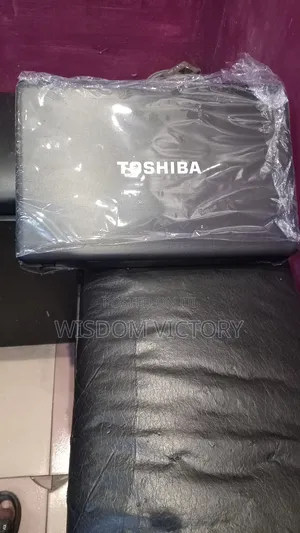 New Laptop Toshiba A50 6GB Intel HDD 250GB