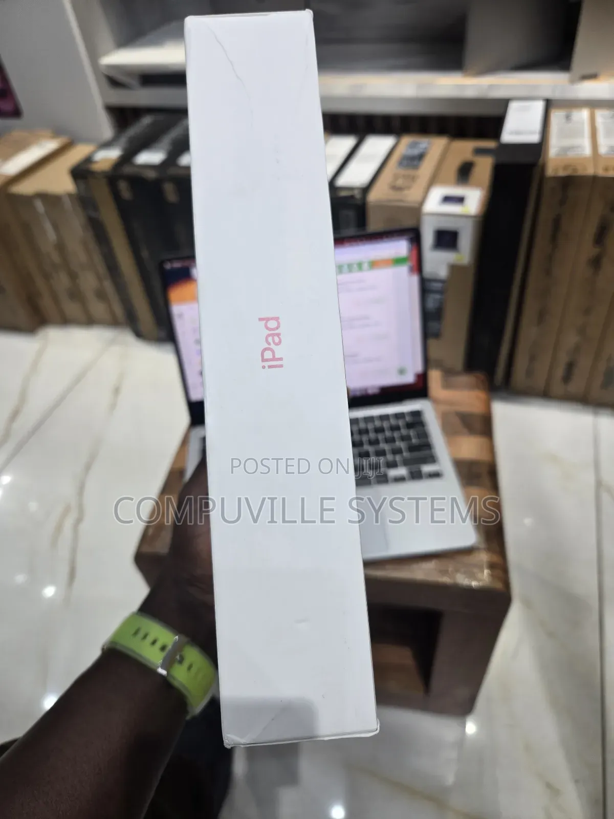 New Apple iPad (2025) 256 GB Pink