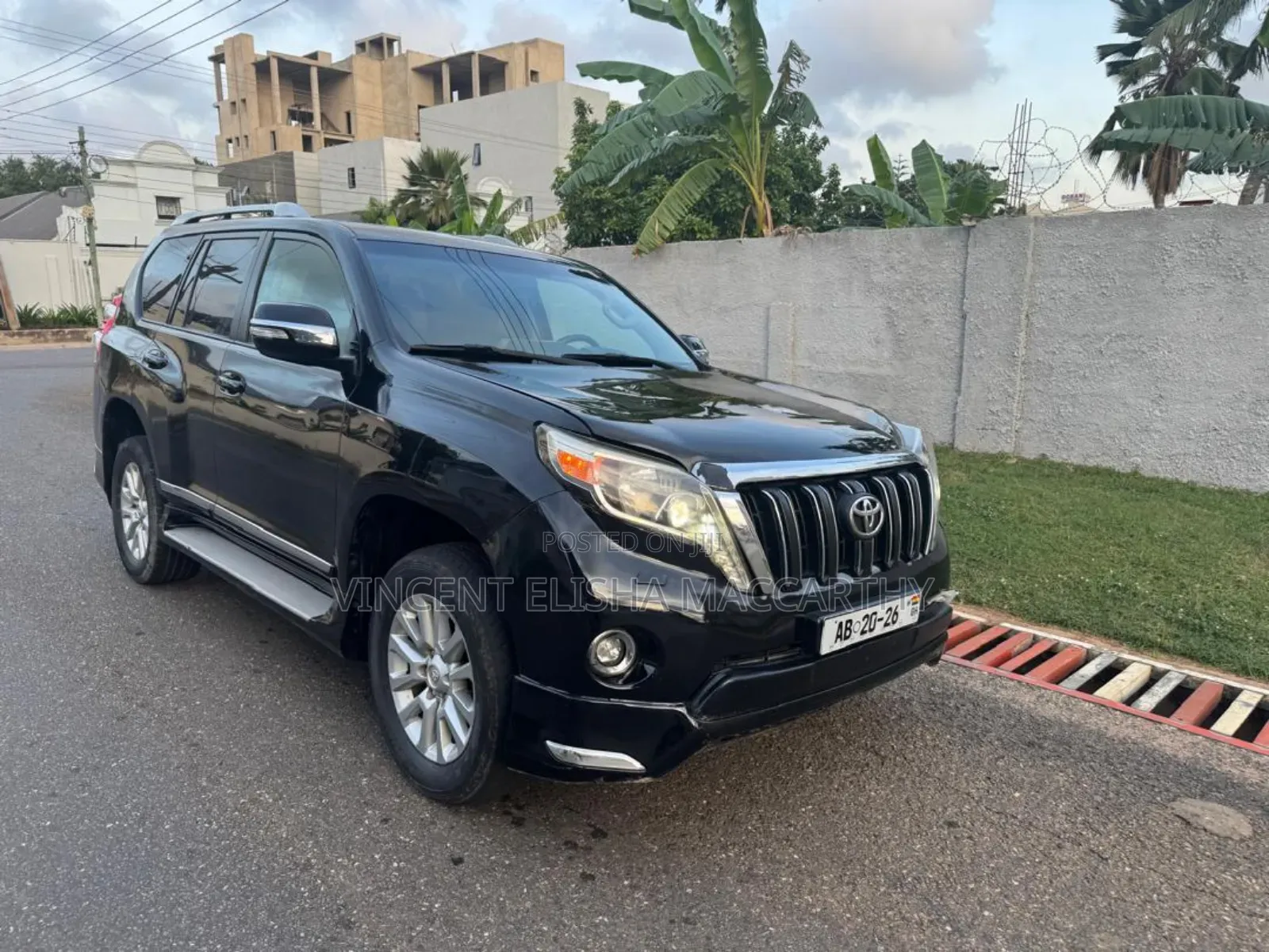 Toyota Land Cruiser Prado 2016 Black