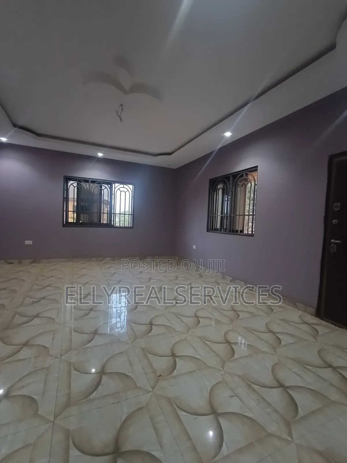 3bdrm Apartment in Ellyrealservices, Owusu Ansah for rent