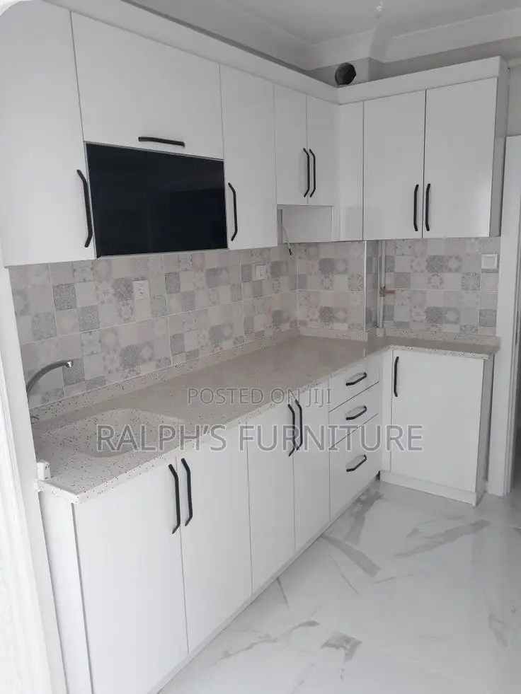 Kitchen Cabinet and Islands