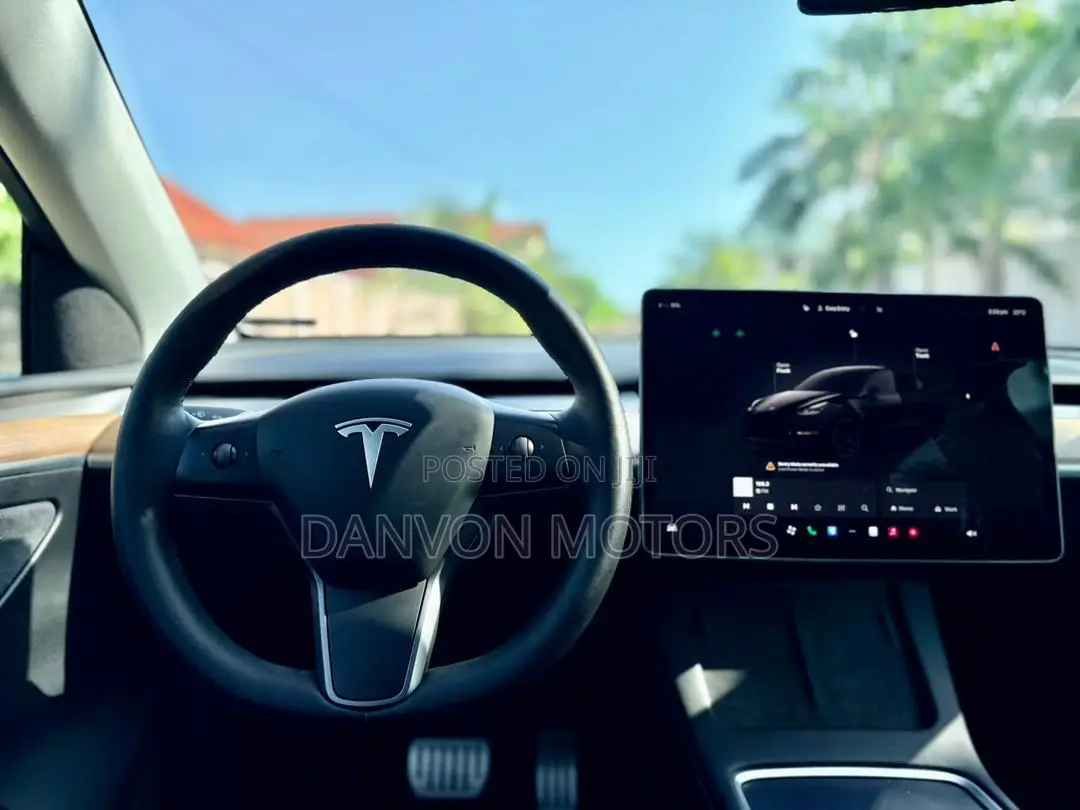 Tesla Model Y 75D kWh Long Range AWD 2023 Black