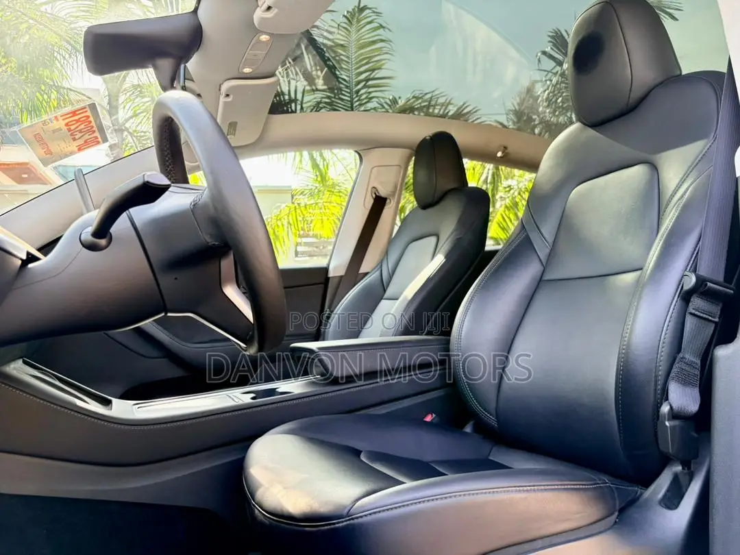 Tesla Model Y 75D kWh Long Range AWD 2023 Black