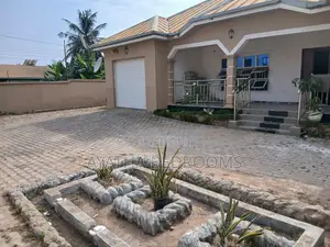 3bdrm House in Okpoigonno, Spintex for rent