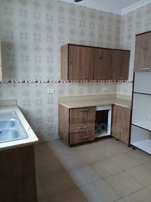 3bdrm House in Coastal, Spintex for rent