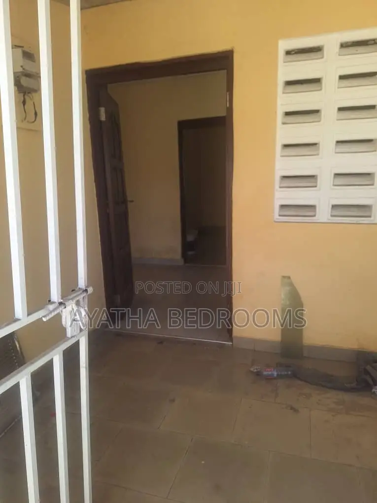 2bdrm House in Coastal, Spintex for rent