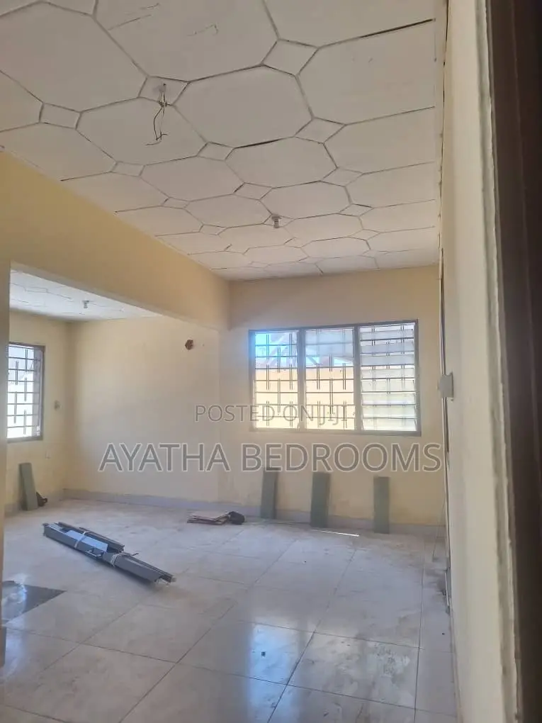 2bdrm House in Coastal, Spintex for rent