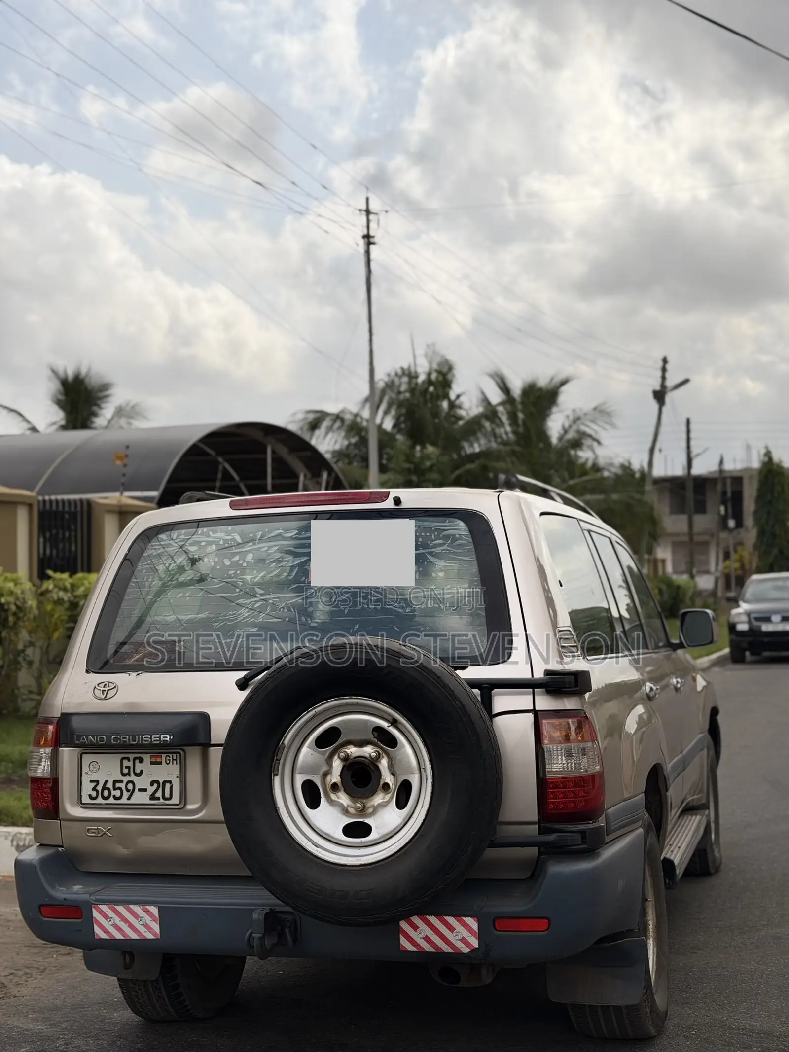 Toyota Land Cruiser 100 4.7 Executive 2006 Gold