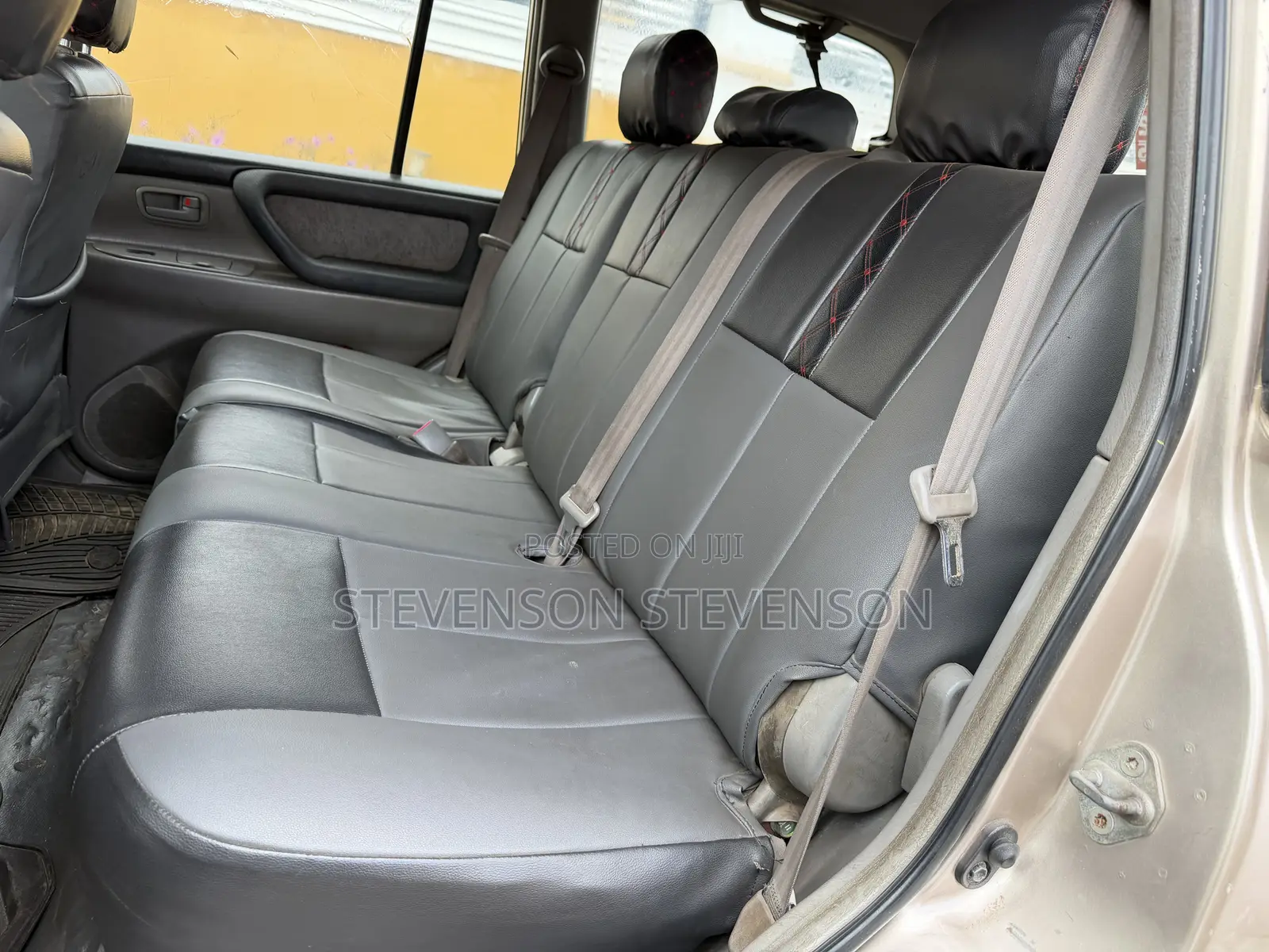 Toyota Land Cruiser 100 4.7 Executive 2006 Gold