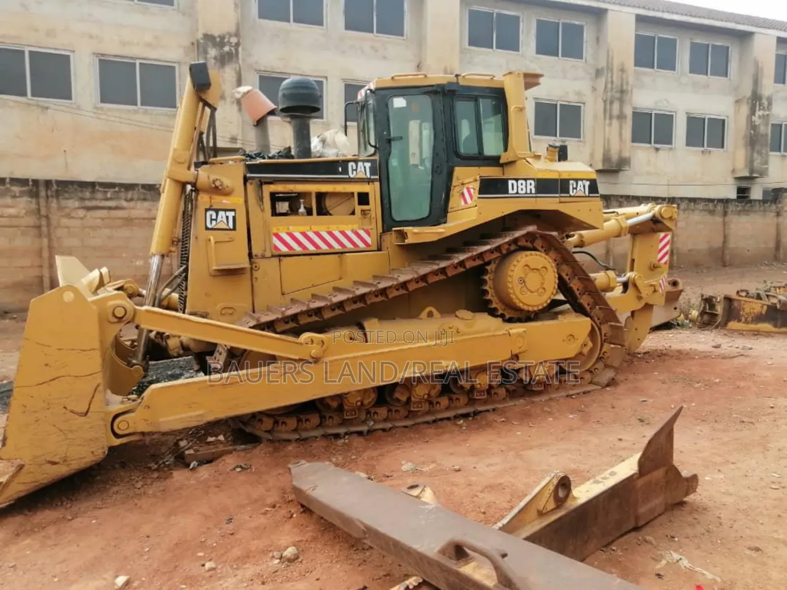 Caterpillar D8r Bulldozer.