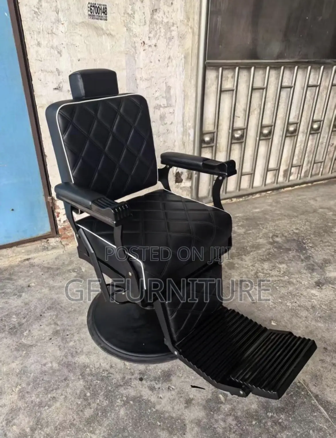 Professional Heavy-Duty Hydraulic Barber Chair