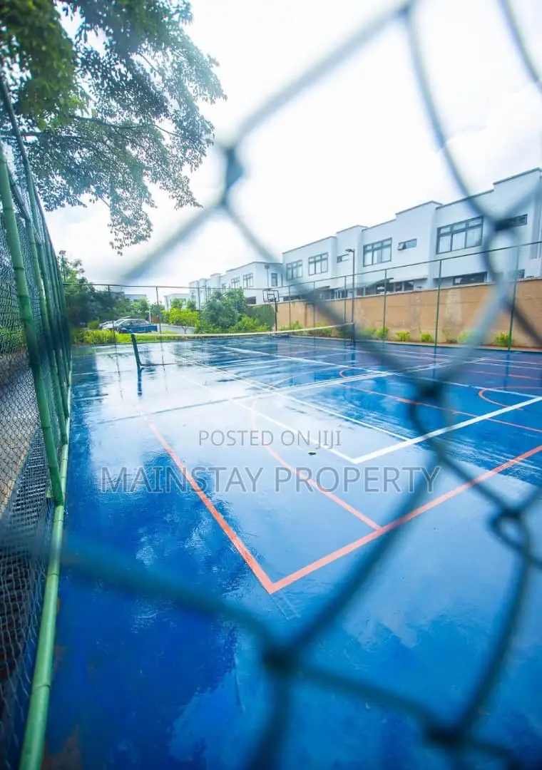 3bdrm Townhouse / Terrace in Oyarifa for rent