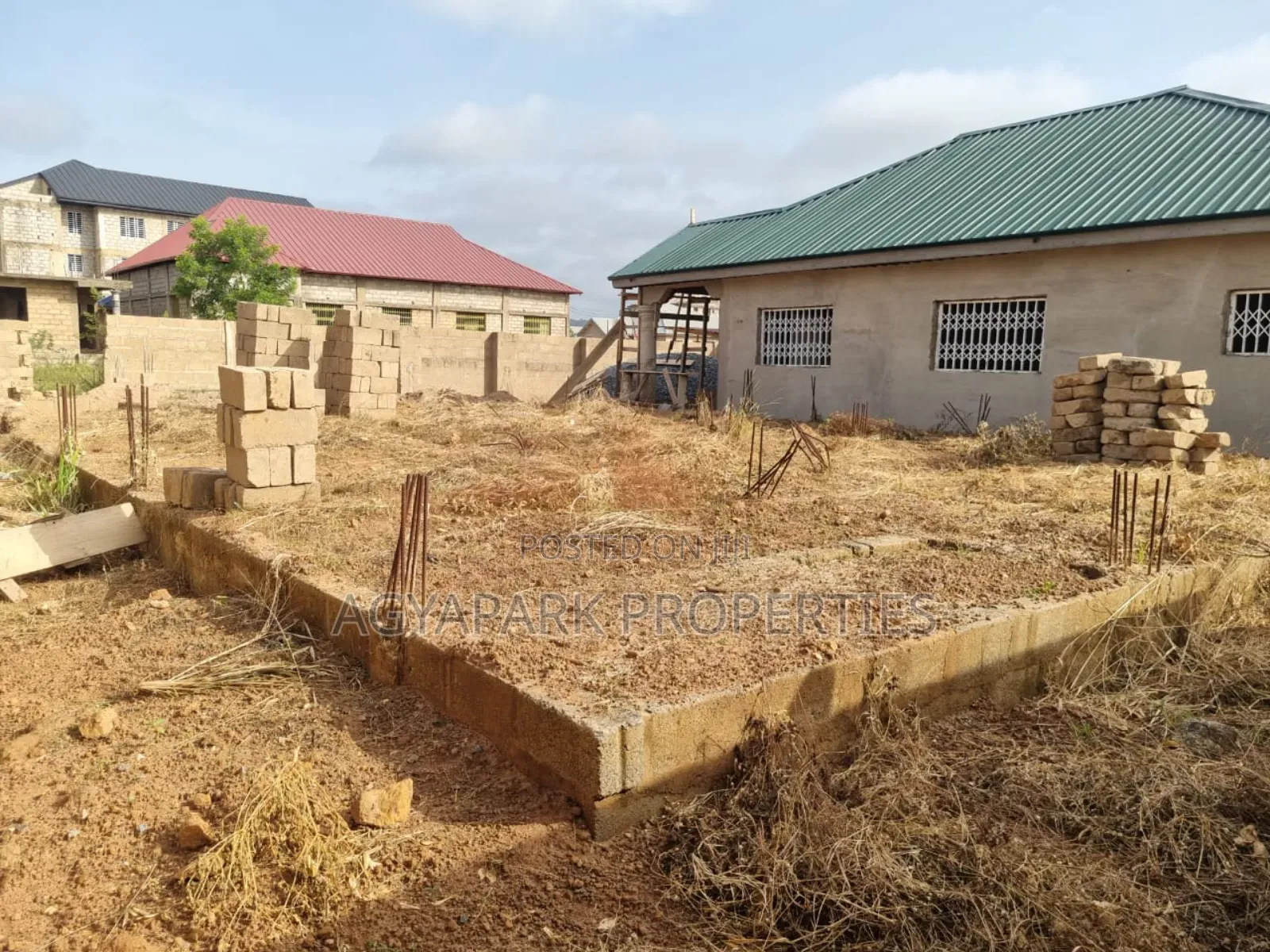 2bdrm House in Kutunse, Amasaman for sale