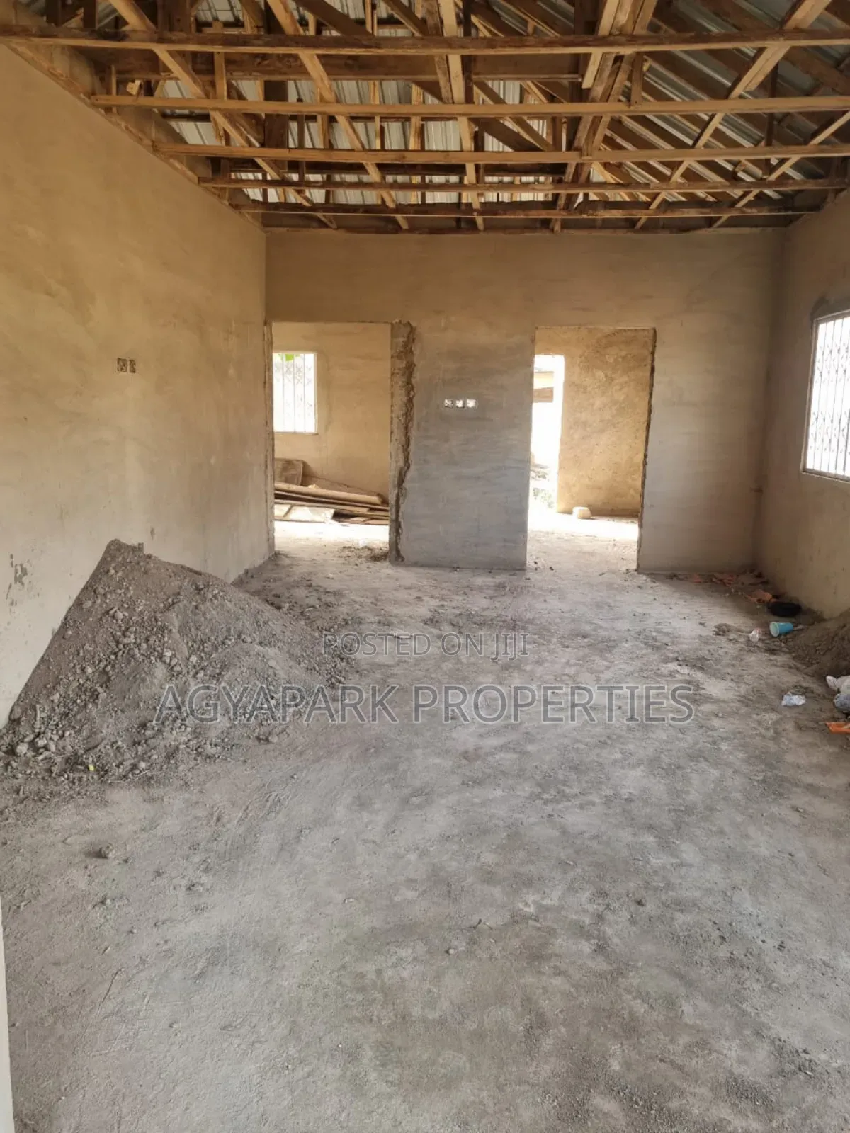 2bdrm House in Kutunse, Amasaman for sale