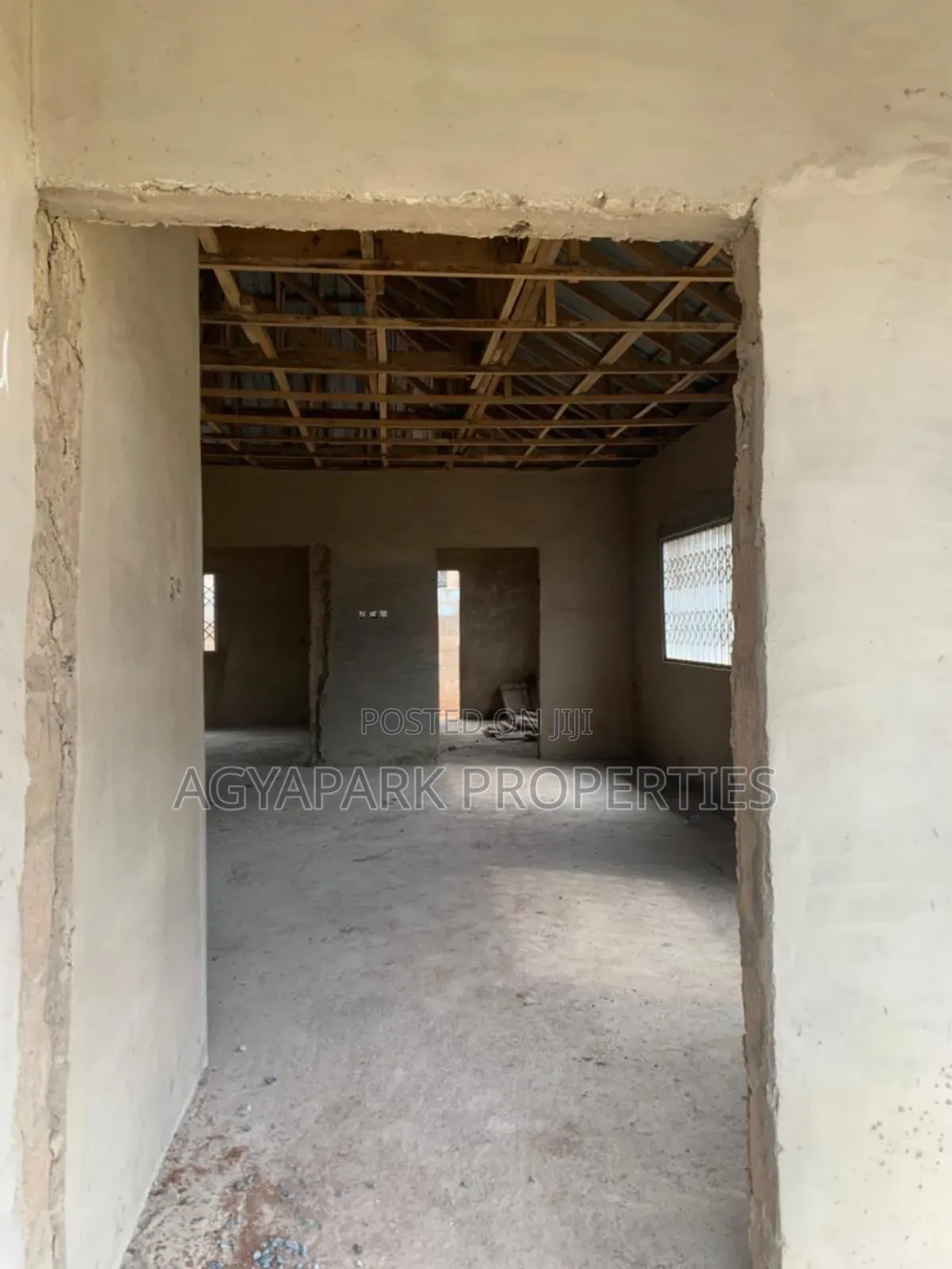 2bdrm House in Kutunse, Amasaman for sale