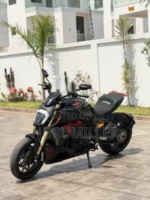 Ducati Diavel 1260 S 2022 Black