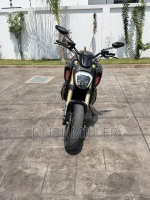 Ducati Diavel 1260 S 2022 Black