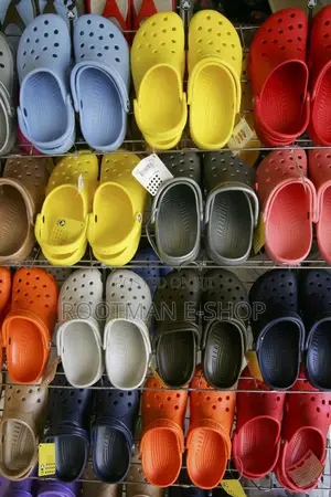  First Pick! Clean Crocs Sandals – Comfy, Colorful Ready to Wear 