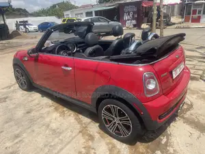 Mini Cooper S 2dr Convertible (1.6L 4cyl Turbo 6M) 2015 Red