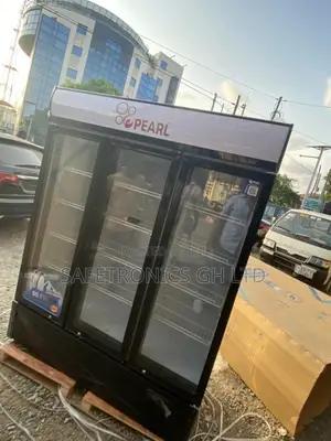 Energy Efficient 3 Glass Door Pearl Electric PVC-150 Display Fridge