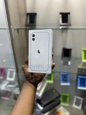 New Apple iPhone 11 128 GB White