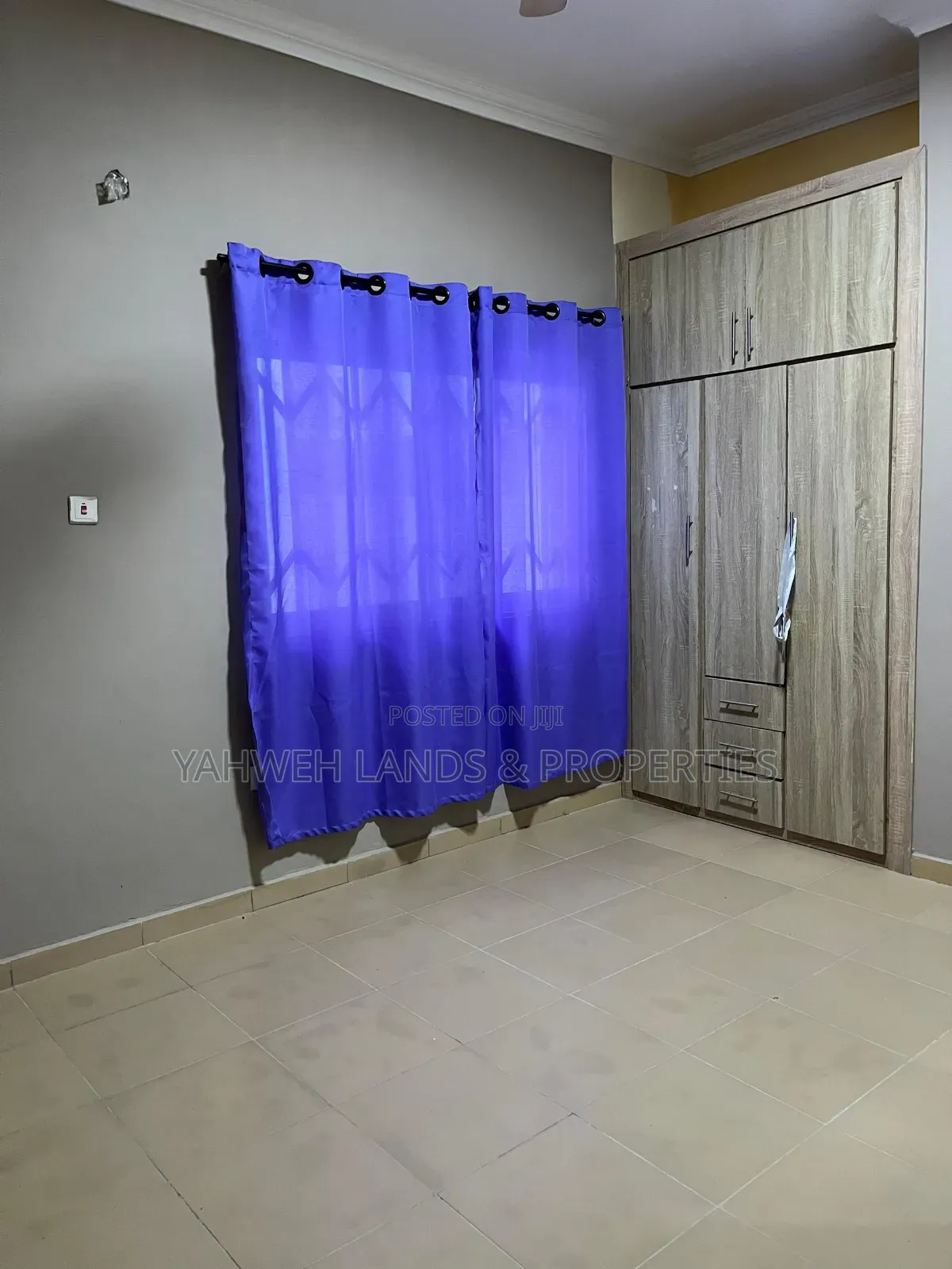 3bdrm House in Spintex, Baatsona Total for rent