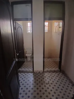 3bdrm Apartment in Spintex, Baatsona Total for rent