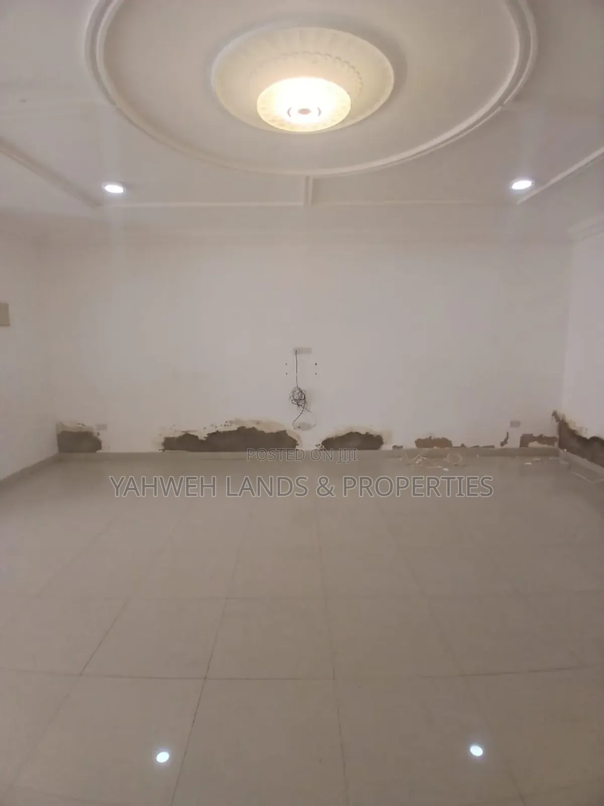 3bdrm Apartment in Spintex, Baatsona Total for rent