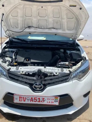 Toyota Corolla LE Eco 4dr Sedan (1.8L 4cyl CVT) 2015 White