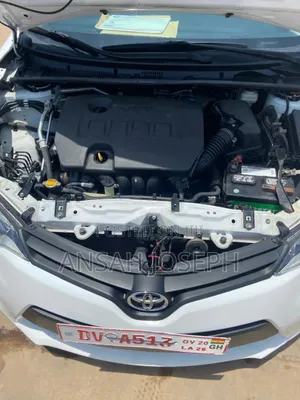 Toyota Corolla LE Eco 4dr Sedan (1.8L 4cyl CVT) 2015 White