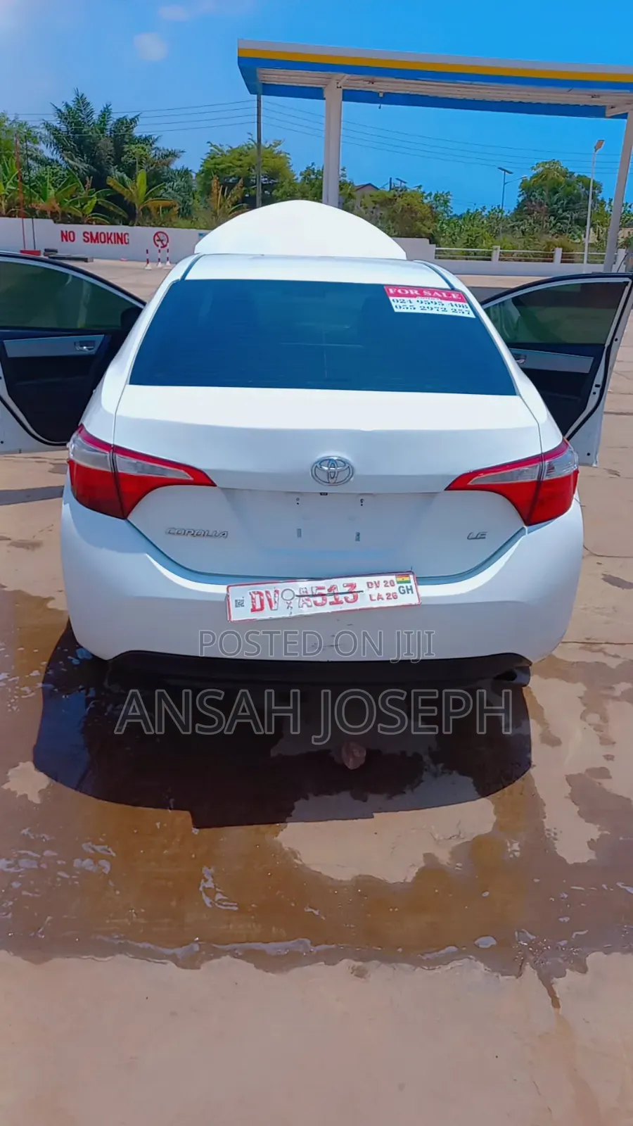 Toyota Corolla LE Eco 4dr Sedan (1.8L 4cyl CVT) 2015 White