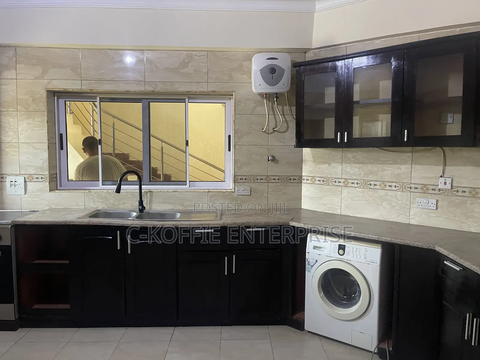 Furnished 3bdrm Apartment in Tesano for rent