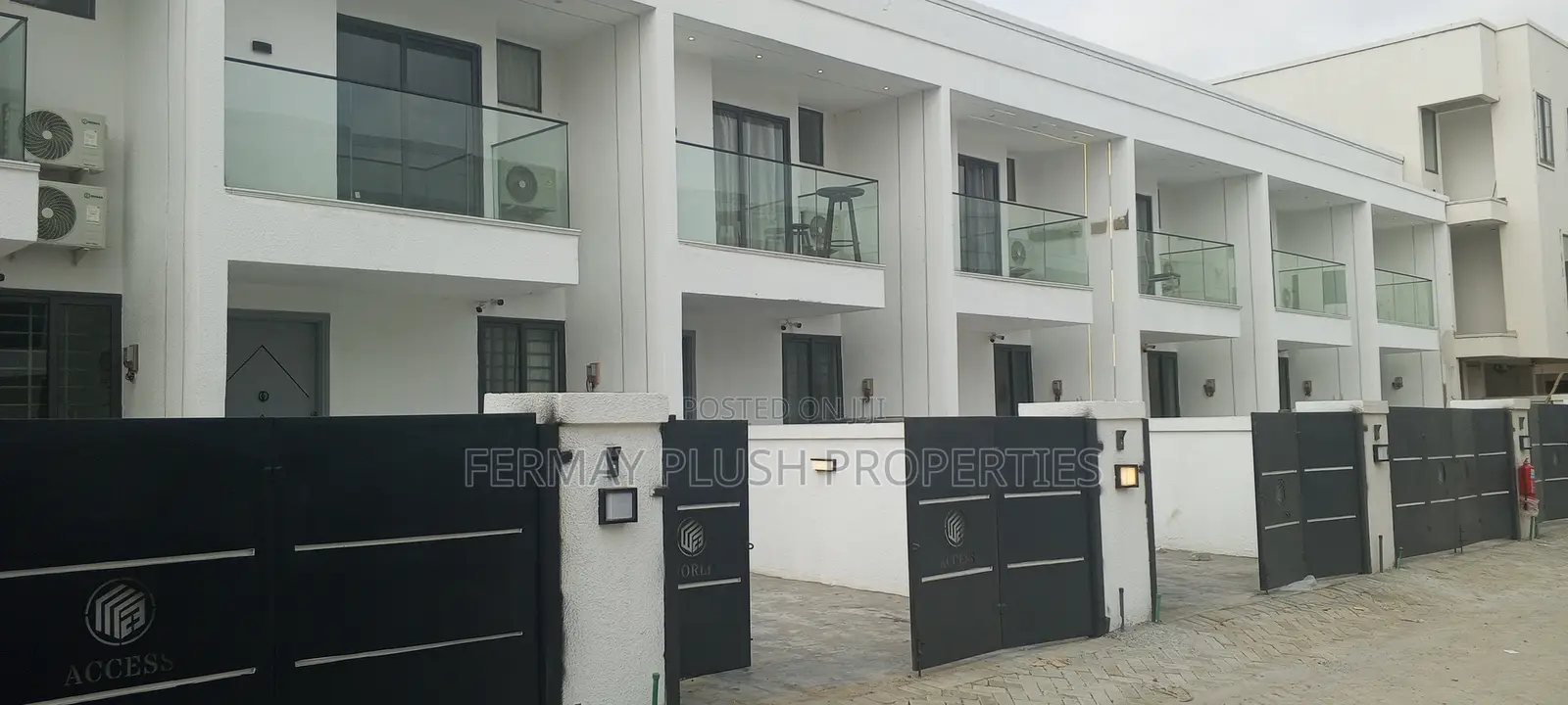 2bdrm House in Ashale Botwe, Accra Metropolitan for sale