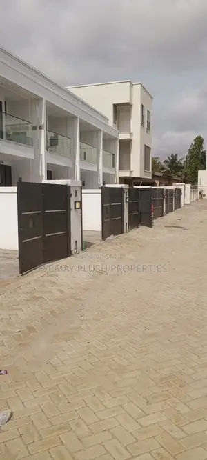 2bdrm House in Ashale Botwe, Accra Metropolitan for sale