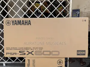 Yamaha PSR-Sx600 61-Keys Keyboard